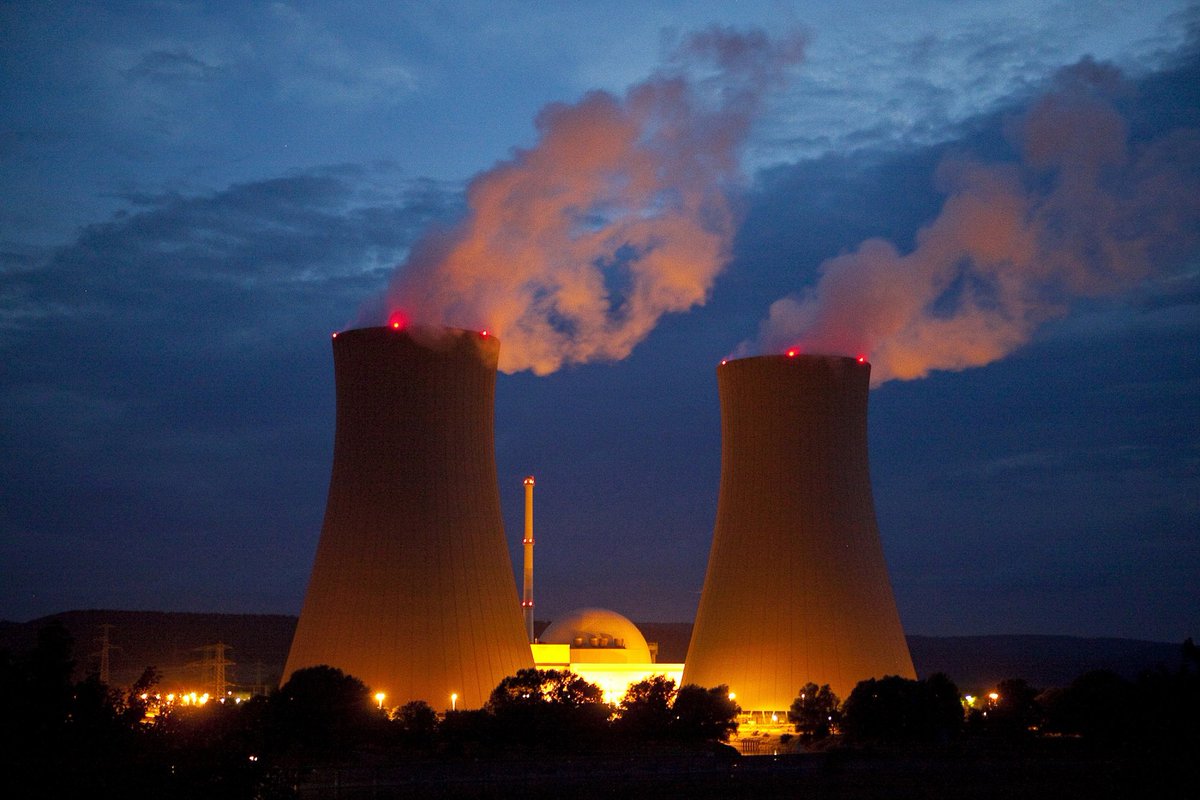 هل المفاعلات الذريّة أدوات تجلب السلام للعالم
